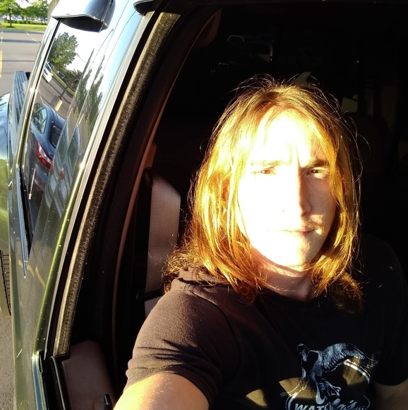 nickdevictor